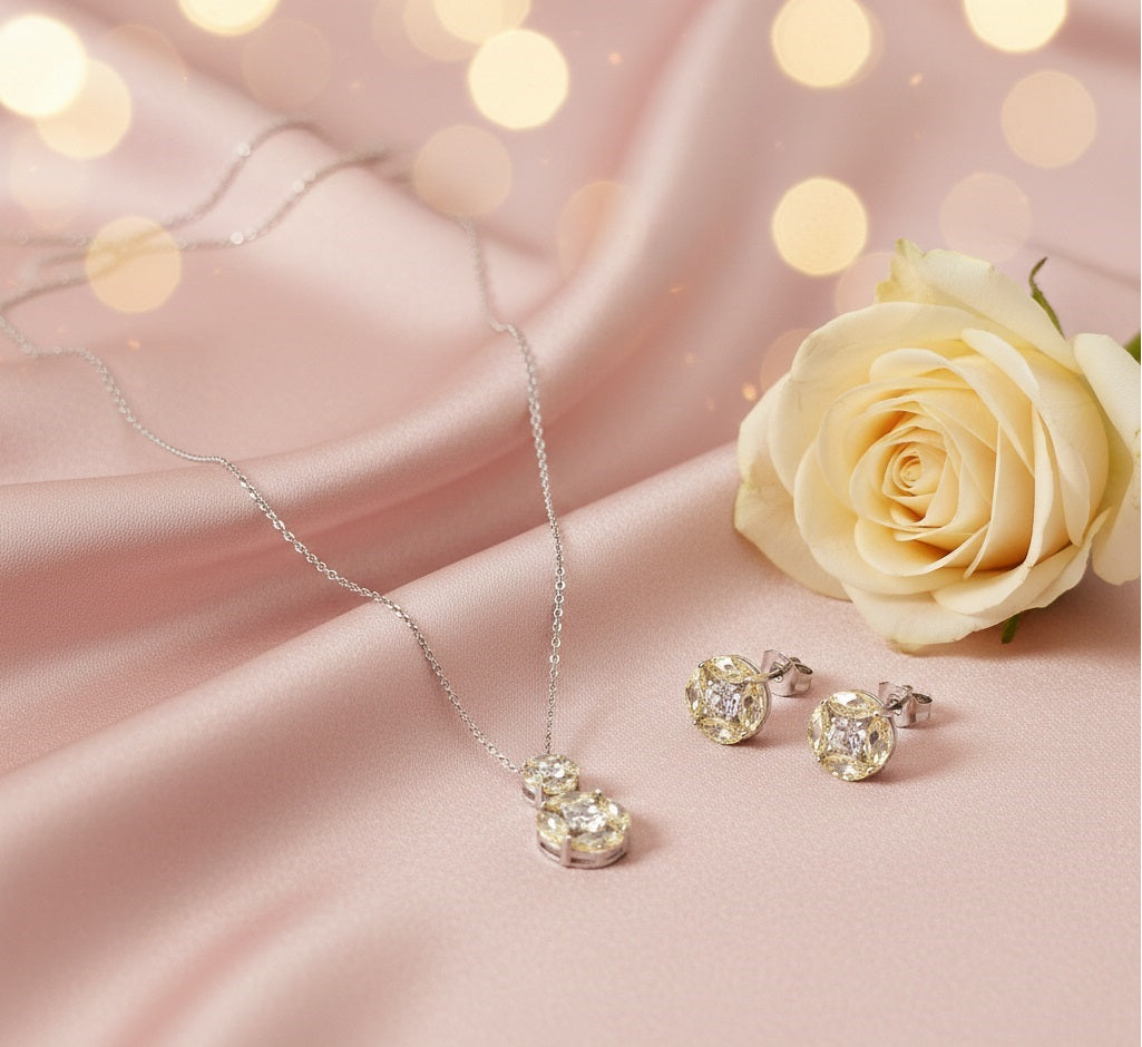 AANYA Ivory Bloom Pendant Set