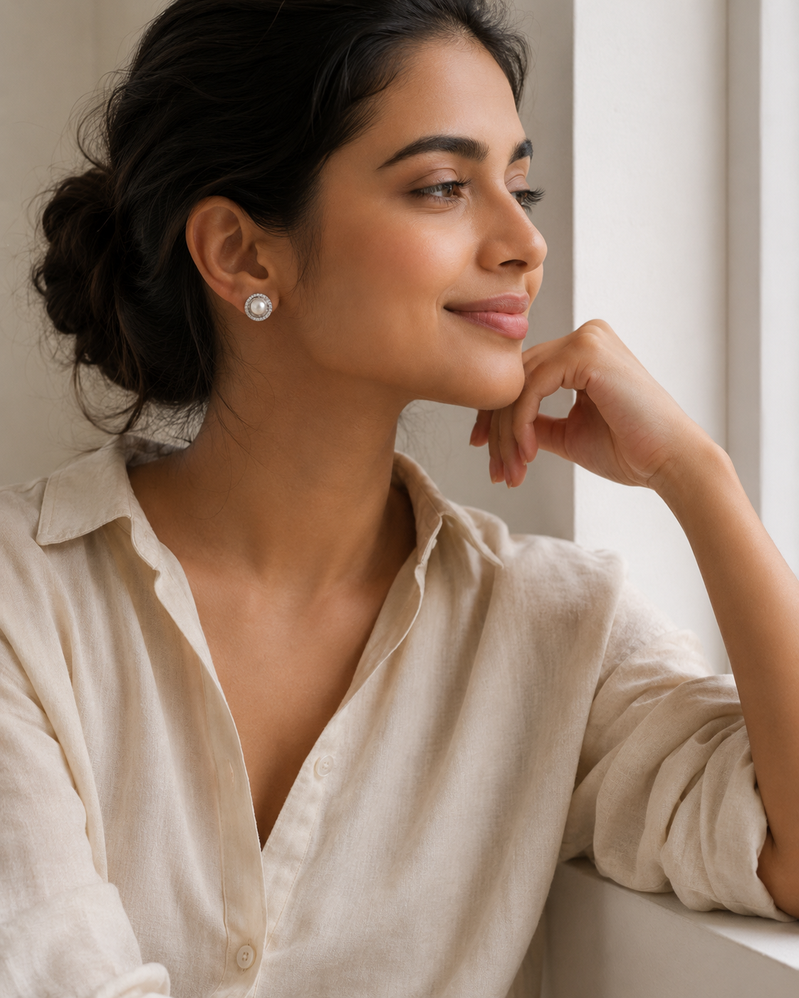 Intertwined Halo Pearl Stud Earrings